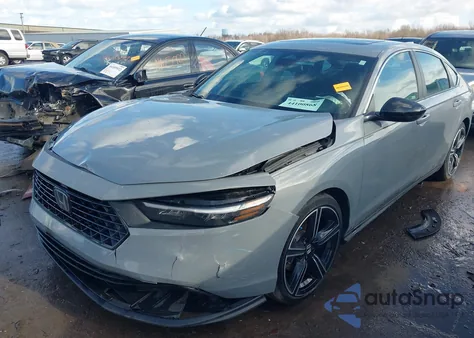 2024 Honda Accord Hybrid Sport z USA, uszkodzony, nr VIN 1HGCY2F57RA079406